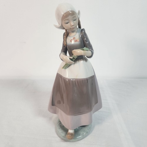 Statuina vintage porcellana