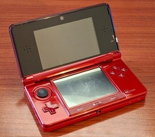 Nintendo3DS Red + Caricatore