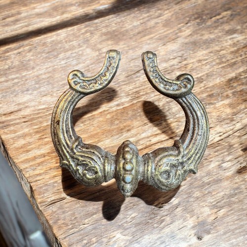 Antico cassetto bronzo