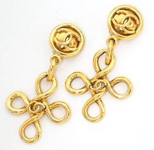 CHANEL CC Logos Cross Dangle
