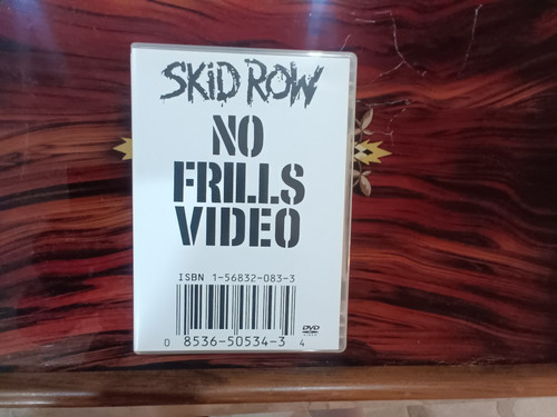 Skid row frills - 80s, hair