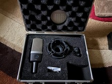 AKG C214 Microphono cablato