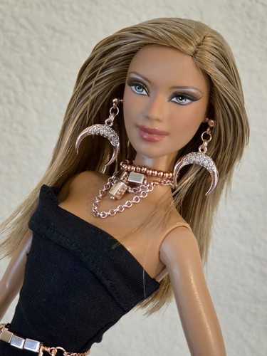 Barbie basics black label - barbie,