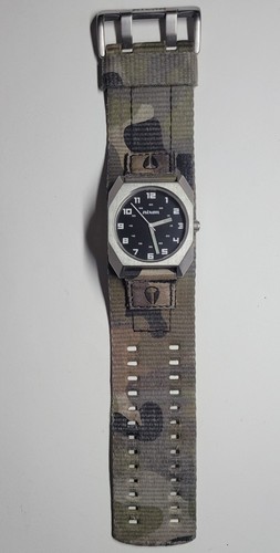 Cinturino mimetico orologio