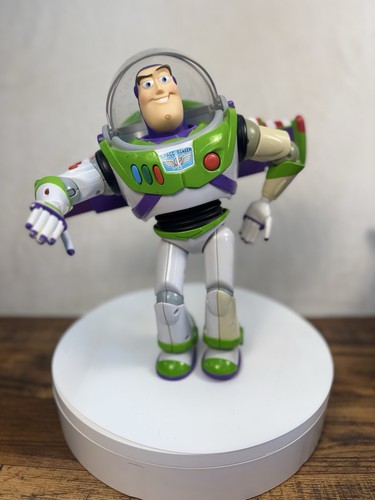 Disney pixar interactive - 13.5",