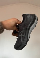 Asics GT-2000 11 x Solana