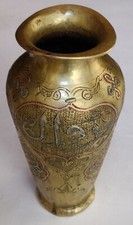 Raro vasetto d'ottone ageminato (in rame e argento) | Origine medio orientale.