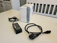 QNAP TS-251D 8 GB 2-Bay Intel