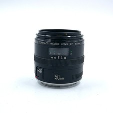 Canon EF 50mm f/2.5 Macro