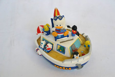 VCCHIO SALVADANAIO IN RESINA BARCA