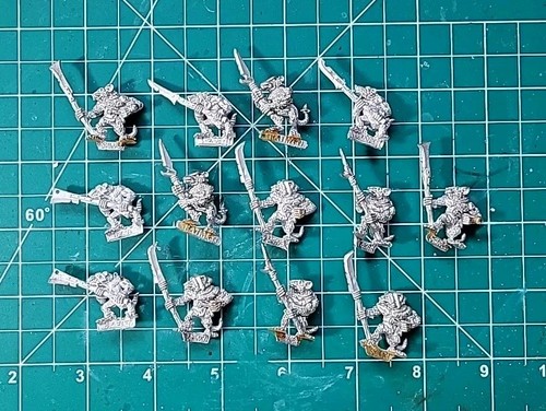 Skaven slaves with spears oop - with,