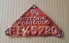 UMA Targa Motore Agricolo ORIGINALE 50/60 Litografata Rilievo 
