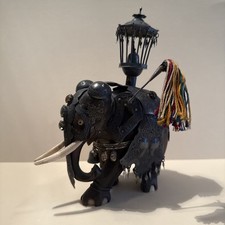 elefante In Legno e Metallo da collezione