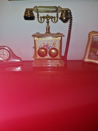 Telefono fisso vintage stile