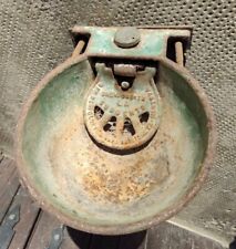 ABBEVERATOIO PER MUCCHE in fusione Ghisa  -VINTAGE-   Colore Verde Originale  