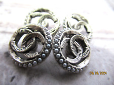 CHANEL 4  SILVER METAL , CC