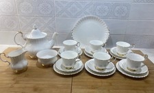 Royal Albert ''Val D'or'' set