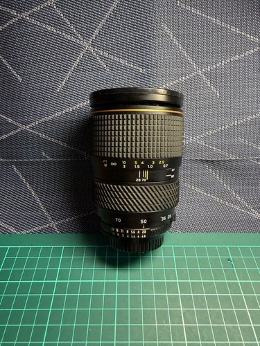 Tokina pro 70 f2 - at-x, f2.8