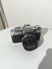 Olympus OM30 con obiettivo