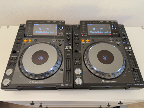 Two pioneer cdj - two,