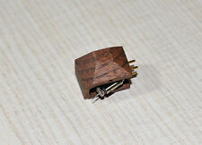 Corpo in legno esclusivo per