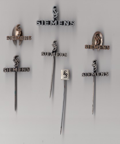 Vintage siemens radio logo pin - vintage,