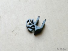 Staffa supporto asta cofano