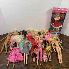 Lotto 14 bambole Barbie