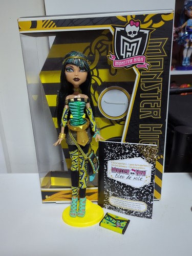 Monster high schools out - high,