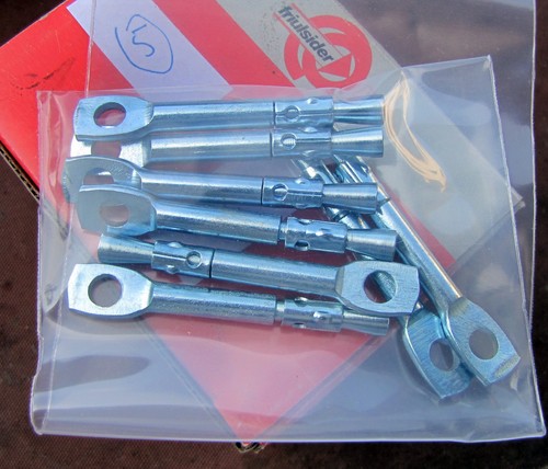 Confezione pezzi tasselli - 8,