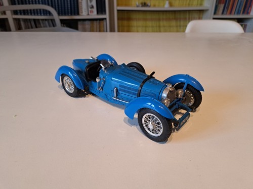 Modellino bburago bugatti - modellino,