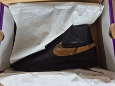 SUPREME NIKE BLAZER nere in