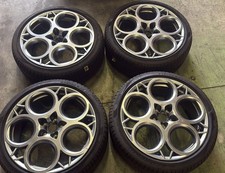 4 Pneumatici 235/40 R20