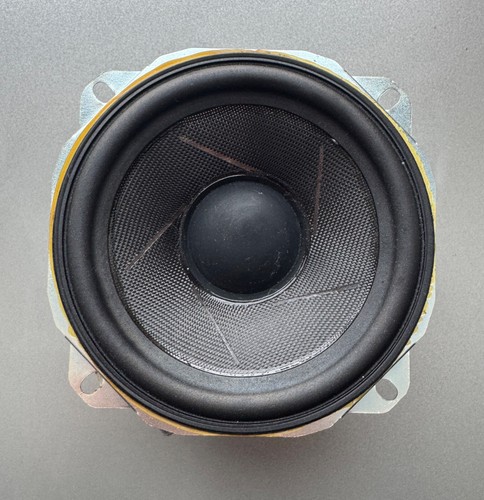 Bowers and wilkins zeppelin - bowers,
