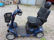 Quadriciclo elettrico per anziani