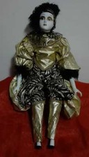 Bambola in porcellana da