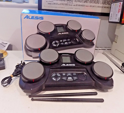Alesis compact kit - alesis,