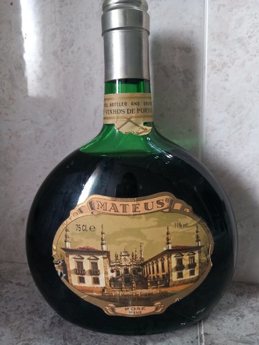 Vino mateus vintage - vino,