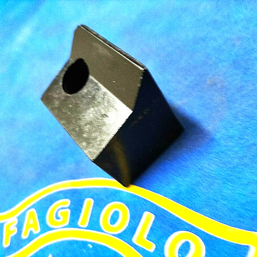 Staffa paraurti alfa romeo - ,
