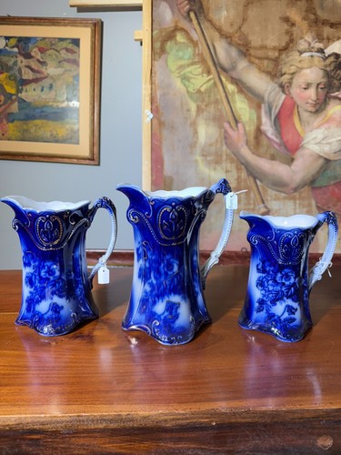 Tre brocche caraffe - , inglesi