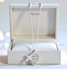 Collana con ciondolo croce