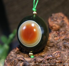 Totem occhi di capra colorato