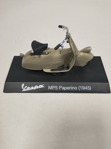 Modellino vespa mp5 paperino - modellino,