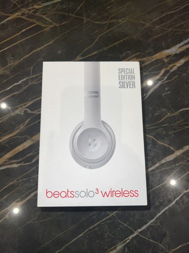 Beats dre solo - by, dr.