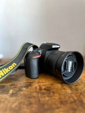 Nikon D3500 Reflex + 3 OBIETTIVI (18-55mm, 70-300mm, 35mm) – OTTIME CONDIZIONI