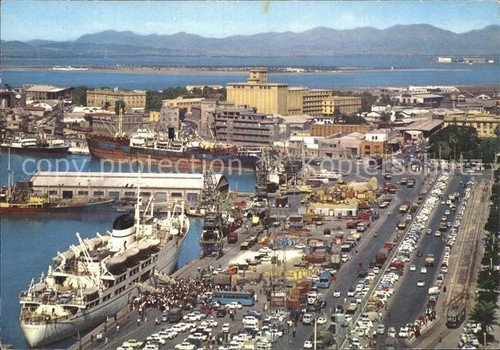 Cagliari veduta aerea porto