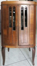 49f  Una radio giradischi