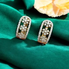 Incredibili orecchini a cerchio con diamanti taglio brillante rotondo da...