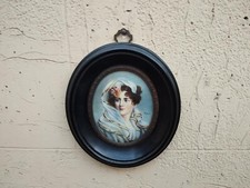 ANTICA SPLENDIDA MINIATURA OVALE DIPINTA MANO DAMA FIRMATA CORNICE VETRO BOMBATO