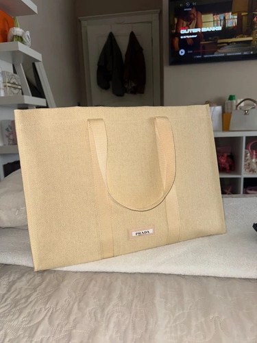 Authentic prada beauty beach - beauty,